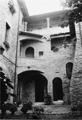 Palazzo Federico Simonetti